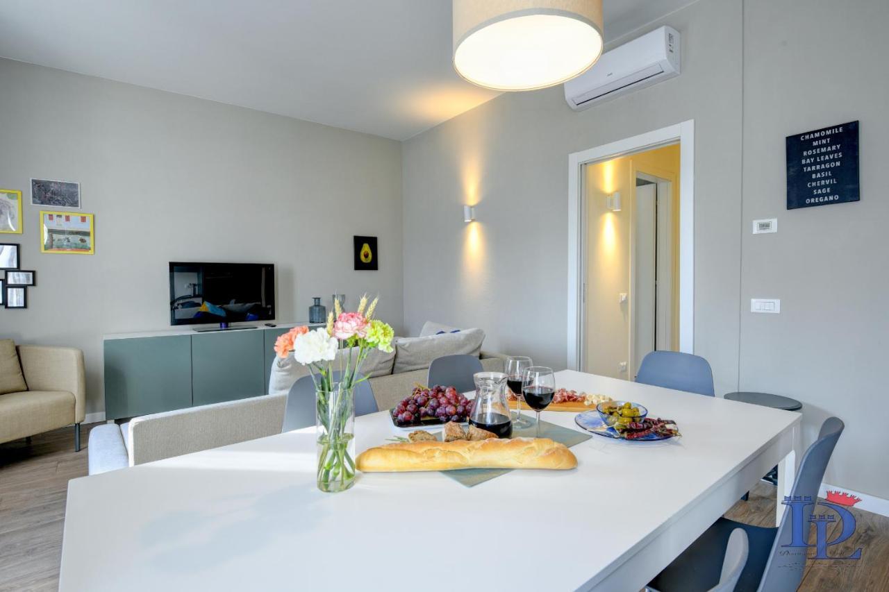 Desenzanoloft Official Partner Marriott Homes & Villas - Bacco Family Apartment Desenzano del Garda Eksteriør bilde